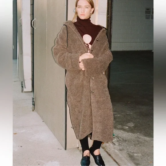 $600 THAKOON Brown Faux Fur Teddy Hooded Oversized Coat Size Medium NWT - Picture 1 of 4